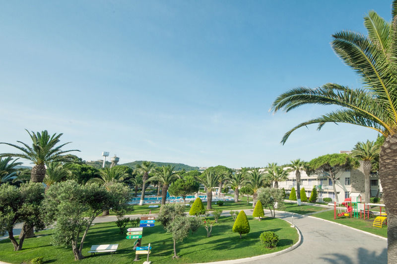A 11 Hotel Çeşme エクステリア 写真